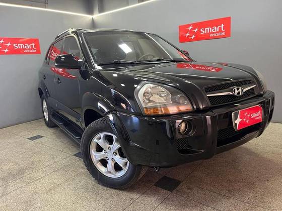 HYUNDAI TUCSON 2.0 MPFI GLS 16V 143CV 2WD GASOLINA 4P AUTOMÁTICO HYUNDAI TUCSON 2.0 MPFI GLS 16V 143CV 2WD GASOLINA 4P AUTOMÁTICO